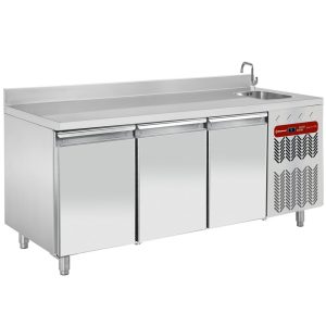 Geventileerde "wand"koeltafel, geventileerd, 3 deuren GN 1/1, met spoelbak