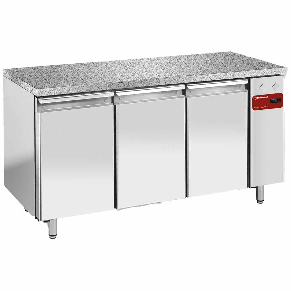 Koeltafel, ventilatie, 3 deuren EN 600x400 - Granieten blad (zonder groep)
