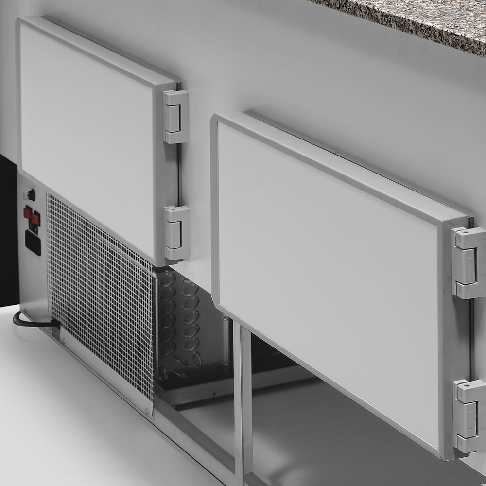 Gekoelde toonbank met gebogen glas, geventileerd, met reserve - Afbeelding 2