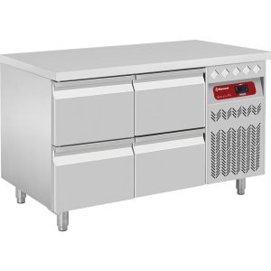 Koeltafel bestaande uit :