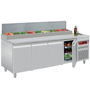 Ventilated refrigerated table, 4 doors GN 1/1, 550 Lit.& refrigerated structure
