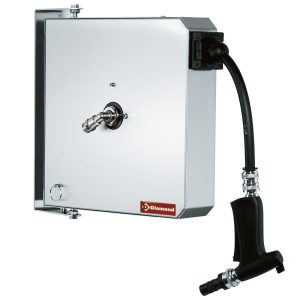 Cleaning station, automatic roll up 6m.