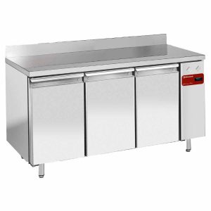 Wall refrigerated table, ventilated, 3 doors GN 1/1, 405 liters (without group)